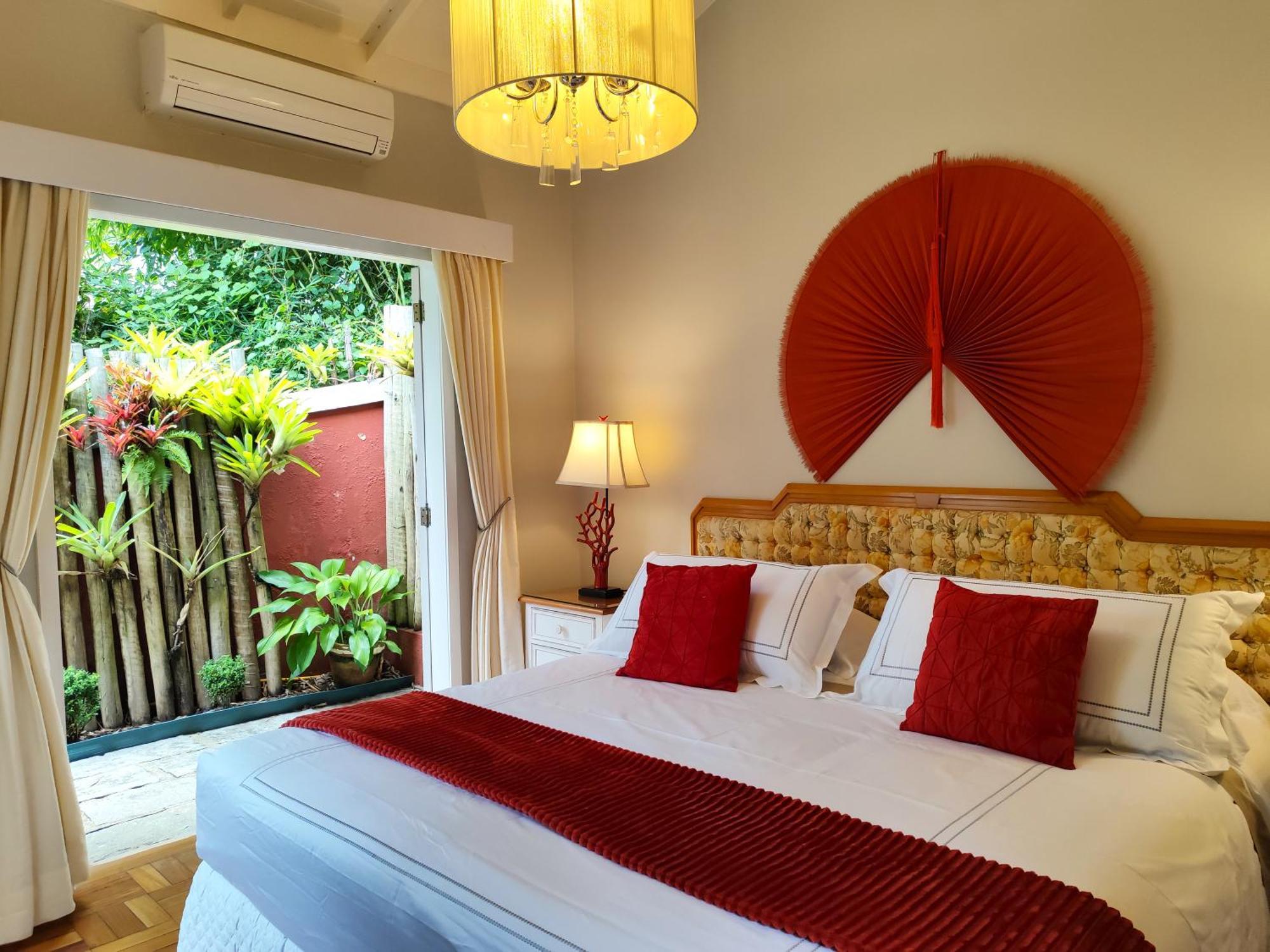 Su Paradise Villa Chales E Suites Correas Szoba fotó